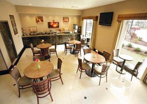 фото отеля Comfort Inn & Suites Winnie