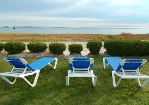 фото отеля Quality Inn And Suites Beachfront Cheboygan
