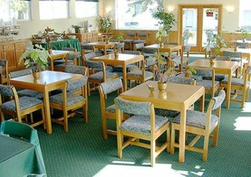 фото отеля Quality Inn And Suites Beachfront Cheboygan