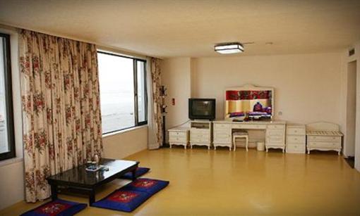 фото отеля Bears Tourist Hotel