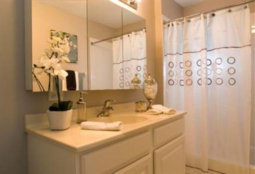 фото отеля Grand Plaza Luxury Apartments Chicago