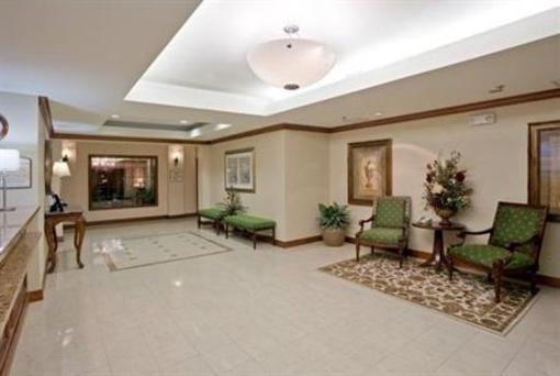 фото отеля Holiday Inn Express Hotel & Suites Concordia US 81