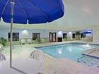 фото отеля Holiday Inn Express Hotel & Suites Concordia US 81