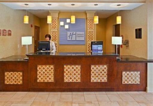 фото отеля Holiday Inn Express Schereville North