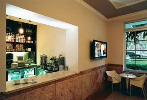 фото отеля South Beach Hotel