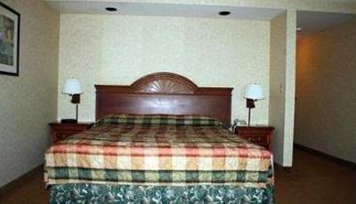 фото отеля Baymont Inn & Suites Camarillo