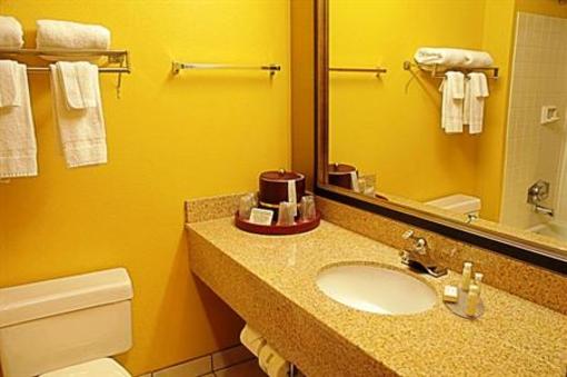 фото отеля Best Western Green Valley Inn