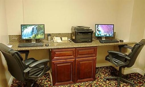 фото отеля Best Western Green Valley Inn