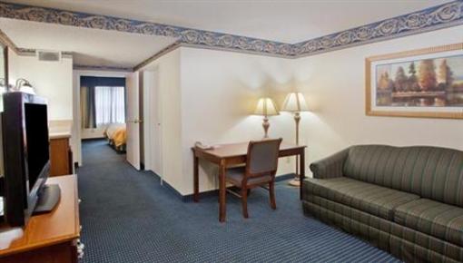 фото отеля Country Inn & Suites Capitol Heights