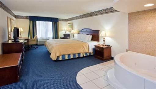 фото отеля Country Inn & Suites Capitol Heights