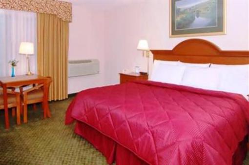 фото отеля Comfort Inn & Suites Taylor (Michigan)