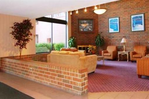 фото отеля Comfort Inn & Suites Taylor (Michigan)