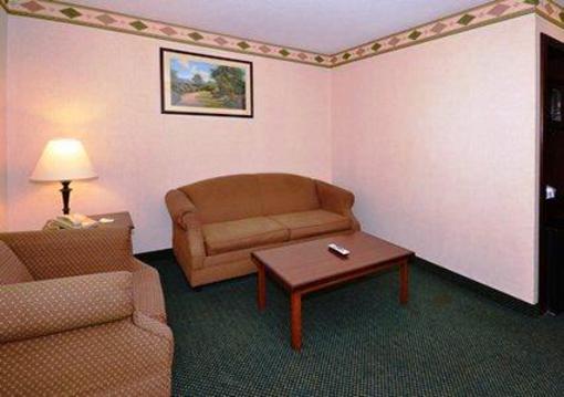 фото отеля Comfort Inn & Suites Taylor (Michigan)