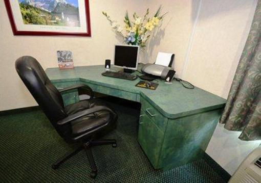 фото отеля Comfort Inn & Suites Taylor (Michigan)