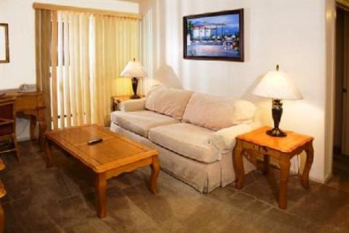 фото отеля Emerald Suites Cameron