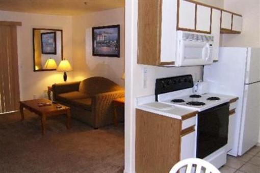 фото отеля Emerald Suites Cameron