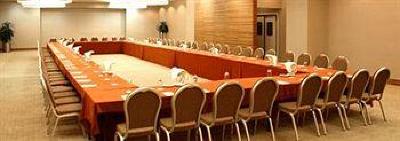 фото отеля Sheraton Suites Santa Fe Mexico City