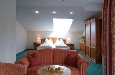 фото отеля Seebockenhotel Zum Weissen Hirschen