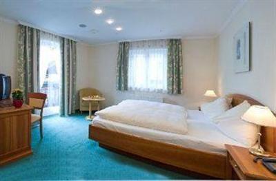 фото отеля Seebockenhotel Zum Weissen Hirschen