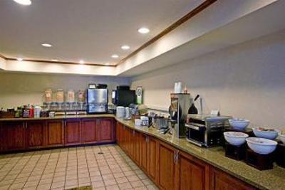 фото отеля Country Inn & Suites Plymouth