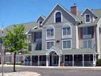 Country Inn & Suites Plymouth