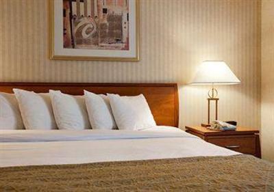 фото отеля Quality Inn Petaluma