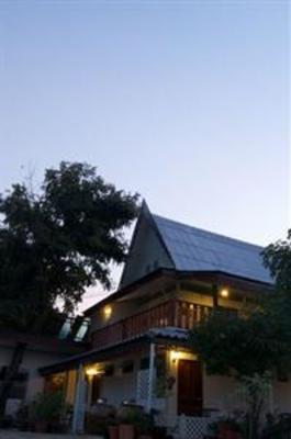 фото отеля Chomanard Hut Home-stay