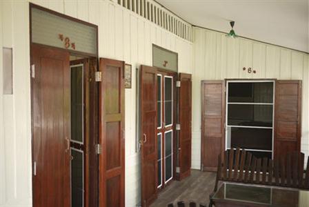 фото отеля Chomanard Hut Home-stay