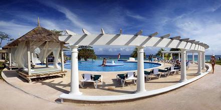 фото отеля Breezes Runaway Bay Resort & Golf Club