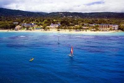 фото отеля Breezes Runaway Bay Resort & Golf Club
