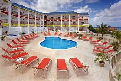 фото отеля Breezes Runaway Bay Resort & Golf Club