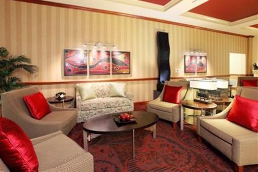фото отеля Holiday Inn Express Hotel & Suites Columbus University Area - OSU