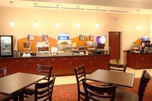 фото отеля Holiday Inn Express Hotel & Suites Columbus University Area - OSU