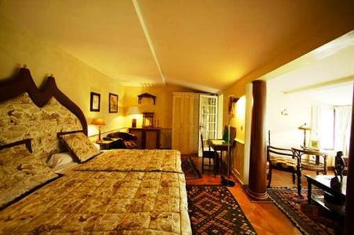 фото отеля Le Vieux Logis Tremolat
