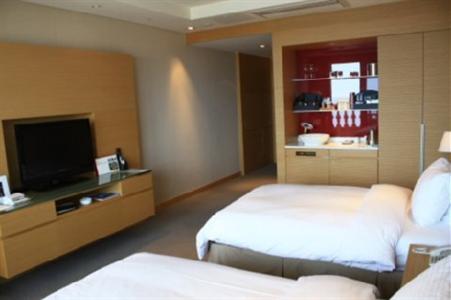 фото отеля Daemyung Sol Beach Lahotel