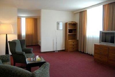 фото отеля Hotel Regineh