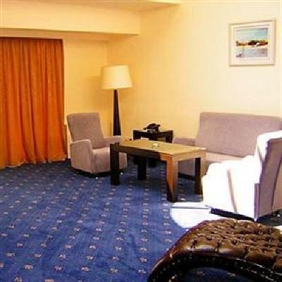 фото отеля Hotel Regineh