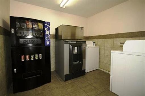 фото отеля Americas Best Value Inn Refugio