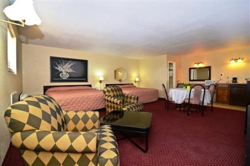 фото отеля Americas Best Value Inn Refugio