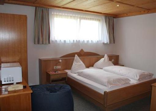 фото отеля Gasthaus-Pension Walserstube
