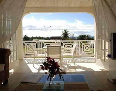 фото отеля Mullins Heights Villas