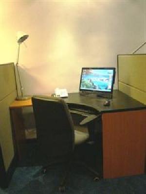 фото отеля Embassy Suites Valencia-Downtown