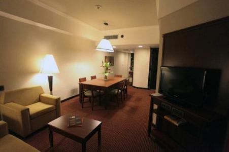 фото отеля Embassy Suites Valencia-Downtown