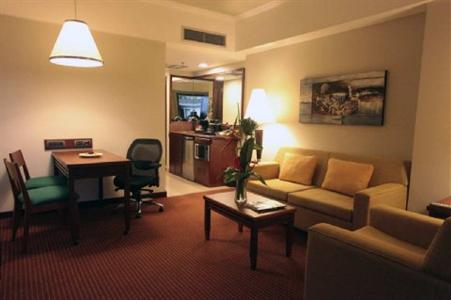 фото отеля Embassy Suites Valencia-Downtown