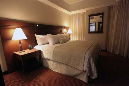 фото отеля Embassy Suites Valencia-Downtown