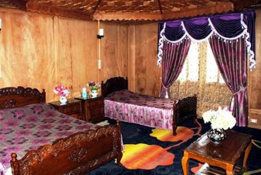 фото отеля Mughal Palace Houseboat