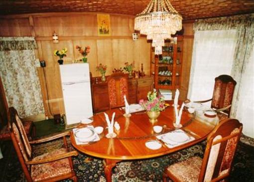 фото отеля Mughal Palace Houseboat