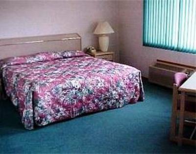 фото отеля Timberland Inn & Suites