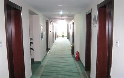 фото отеля GreenTree Inn Linyi Yinque Mountain