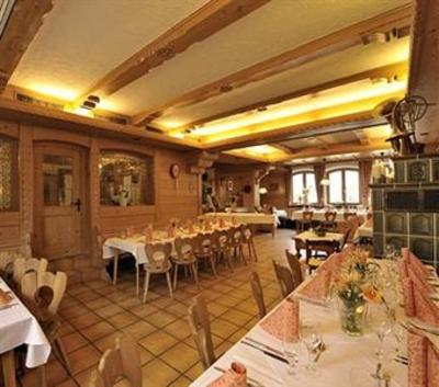 фото отеля Gasthof Adler Ziemetshausen